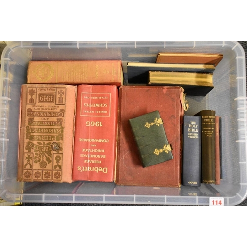 114 - BOX: misc books including Dodd's Peerage for 1920, Debrett's 1919 and two others similar, small Vict... 