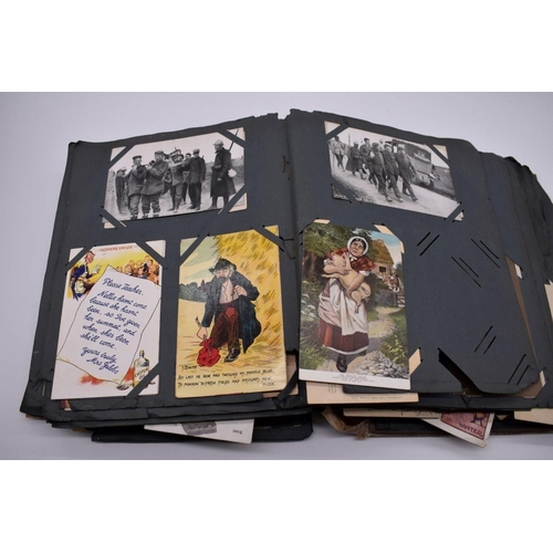 117 - POSTCARD ALBUM: substantial vintage album containing approx 465 postcards, many World War I period h... 