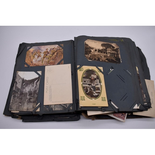 117 - POSTCARD ALBUM: substantial vintage album containing approx 465 postcards, many World War I period h... 