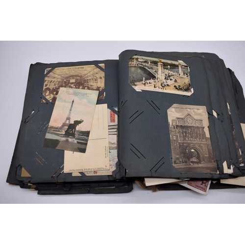 117 - POSTCARD ALBUM: substantial vintage album containing approx 465 postcards, many World War I period h... 