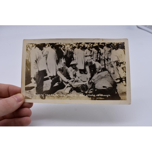 152 - CHINA, EXECUTION PHOTOGRAPHS: group of 18 b&w photographs of execution scenes in China, ear... 