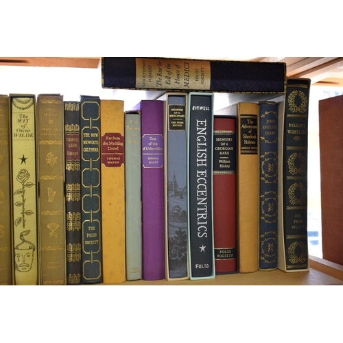 167 - FOLIO SOCIETY: collection of 23 vols, 18 of them retaining slipcases. (One shelf)... 