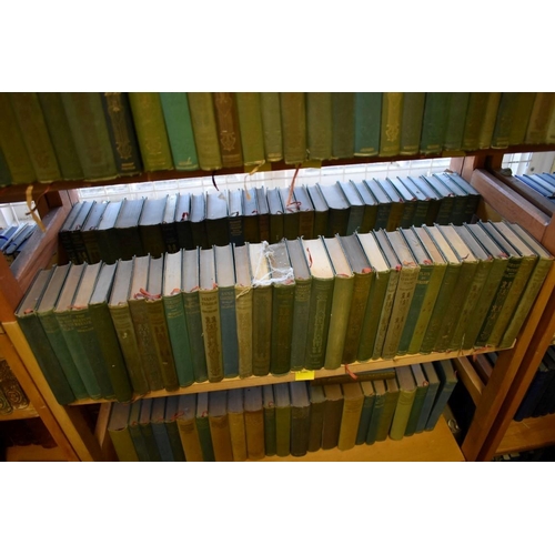 207 - OXFORD WORLDS CLASSICS: a very large collection of over 1500 volumes over 28 shelves, mixed ser... 