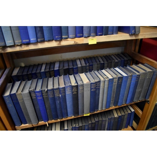 207 - OXFORD WORLDS CLASSICS: a very large collection of over 1500 volumes over 28 shelves, mixed ser... 