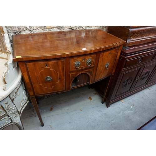 1108 - A small early 19th century mahogany and line inlaid bowfront sideboard, 91.5cm wide. ... 