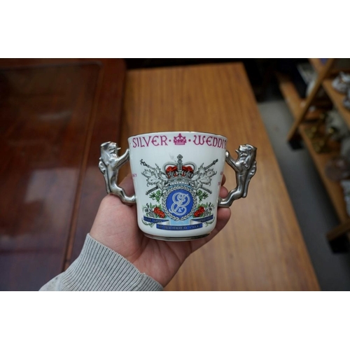 1120 - A small group of pottery and porcelain, to include: Paragon royal commemorative loving cups; and Hal... 