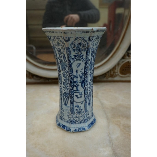 1126 - A mixed group of blue and white porcelain, to include: Dutch Delft. (18)