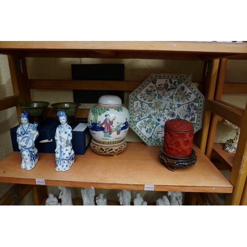 1134 - A mixed group of Chinese ceramics and works of art, to include: a pair of green jade bowls, 10cm dia... 