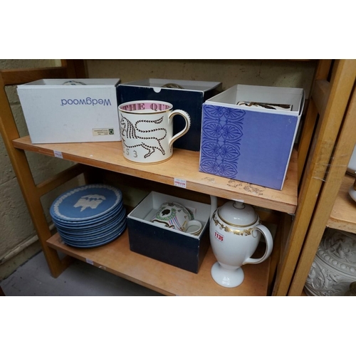 1135 - A collection of Wedgewood pottery, to include: five royal commemorative tankards; and a collection o... 