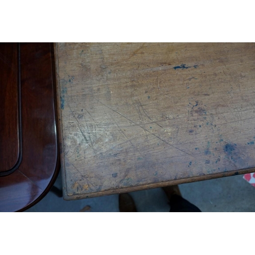 1167 - A 19th century Continental pine chest of drawers, 89cm wide.