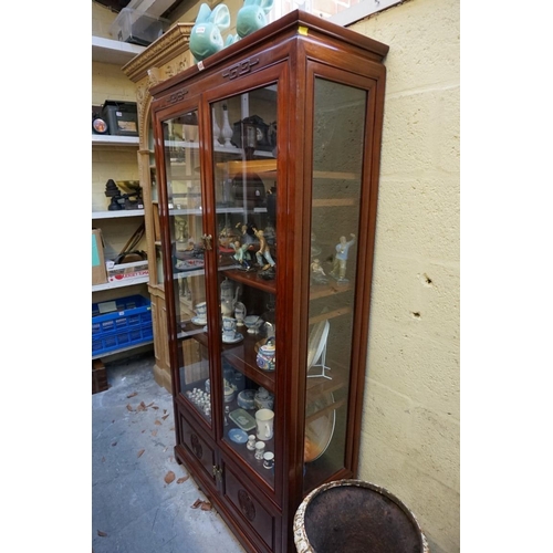 1173 - A Chinese hardwood display cabinet, 91.5cm wide.