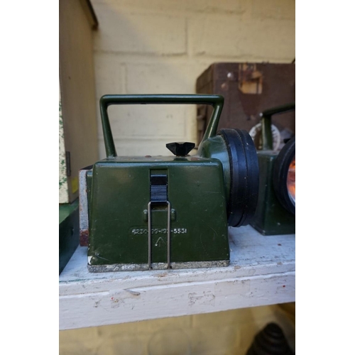 1216 - Railwayana: a pair of vintage Bardic Systems Ltd signalling lamps, each with broad arrow mark; toget... 