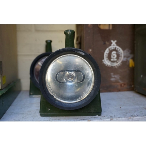 1216 - Railwayana: a pair of vintage Bardic Systems Ltd signalling lamps, each with broad arrow mark; toget... 