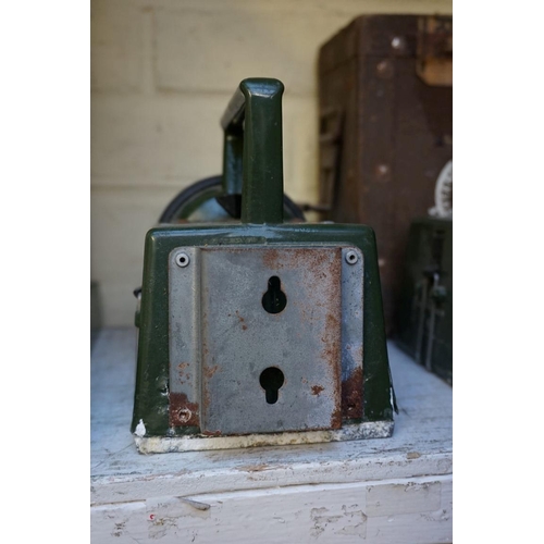 1216 - Railwayana: a pair of vintage Bardic Systems Ltd signalling lamps, each with broad arrow mark; toget... 