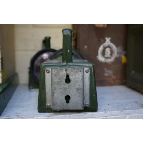 1216 - Railwayana: a pair of vintage Bardic Systems Ltd signalling lamps, each with broad arrow mark; toget... 