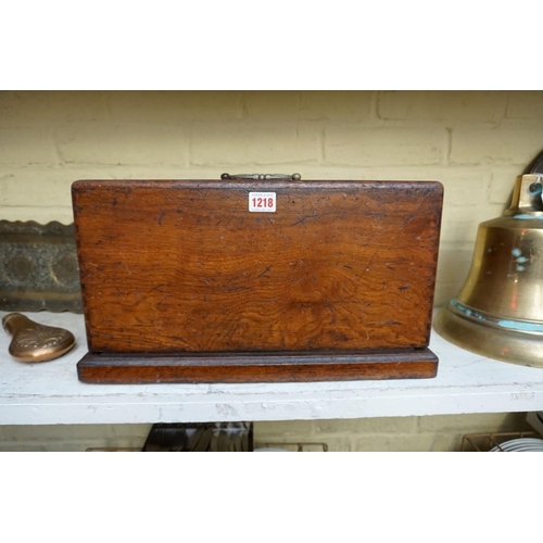 1218 - A Frister & Rossmann sewing machine, in walnut case.