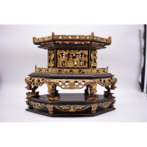 1246 - A Chinese gilt lacquered altar box, cover and stand, late Qing, 34.5cm.