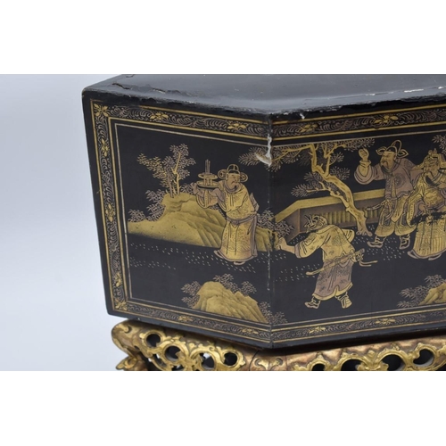 1246 - A Chinese gilt lacquered altar box, cover and stand, late Qing, 34.5cm.