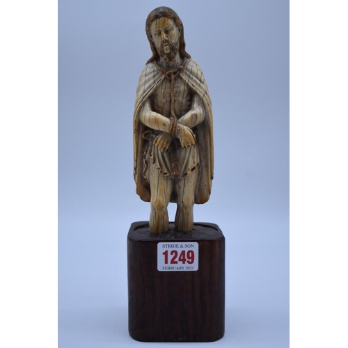 1249 - A good Continental carved ivory figure of Jesus Christ, probably late mediaeval, the standing f... 