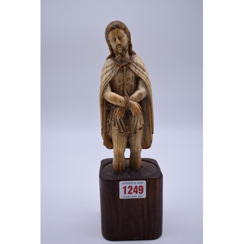 1249 - A good Continental carved ivory figure of Jesus Christ, probably late mediaeval, the standing f... 