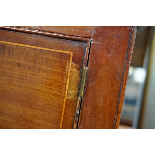 1272 - An antique mahogany and line inlaid kneehole side table, 90.5cm wide.