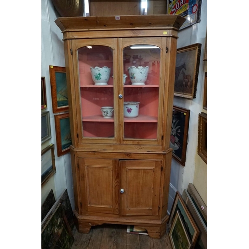 1292 - A 19th century pine standing corner display cabinet, 101.5cm wide. 