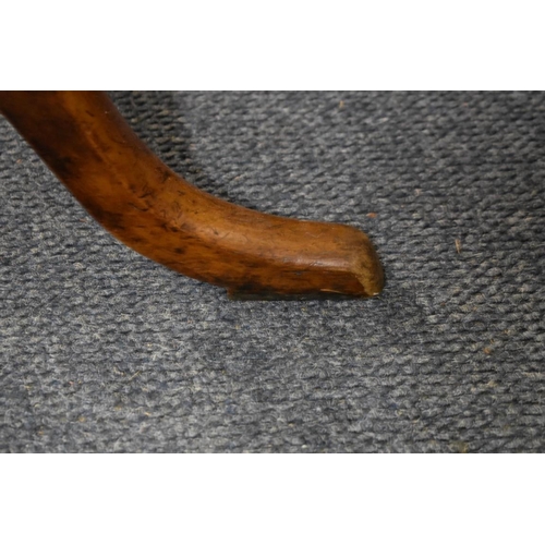 1457 - A 19th century mahogany circular tilt-top tripod table, 74.5cm wide.