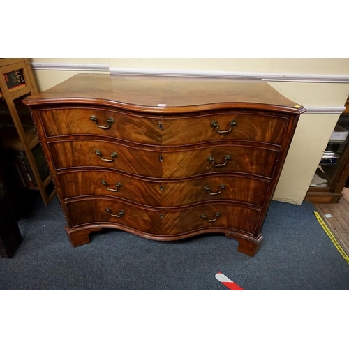 1458 - A good George III figured mahogany serpentine fronted chest of drawers, the frieze drawer with a bru... 