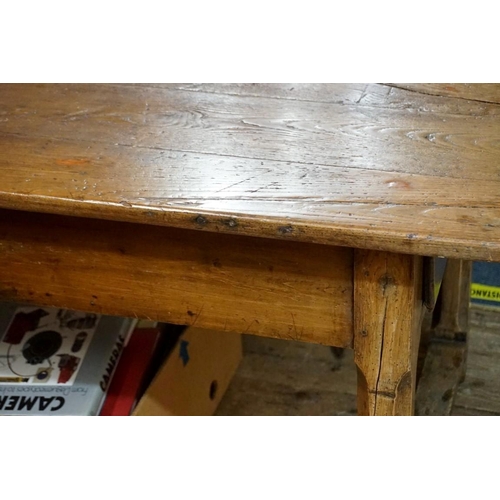 1463 - A 19th century French chestnut and oak farmhouse table, with a lateral drawer and another drawer to ... 