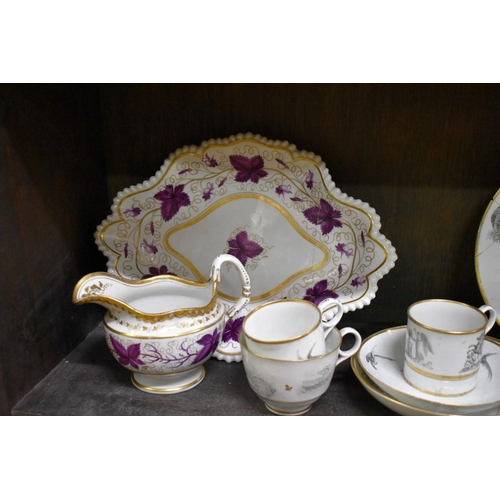 1559 - A collection of late 18th/early 19th century porcelain teawares, to include: Worcester and Barr, Fli... 