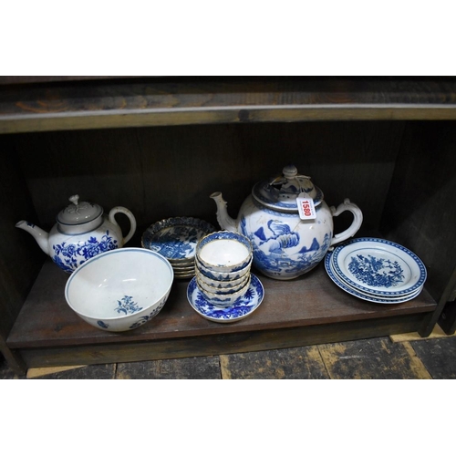 1580 - A small collection of Worcester first period teawares; together with a Chinese blue and white teapot... 