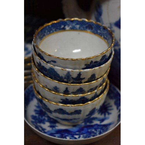 1580 - A small collection of Worcester first period teawares; together with a Chinese blue and white teapot... 