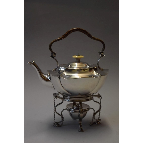 1593 - An electroplated tea kettle on burner stand, by J Sherwood & Sons, Birmingham, height including ... 