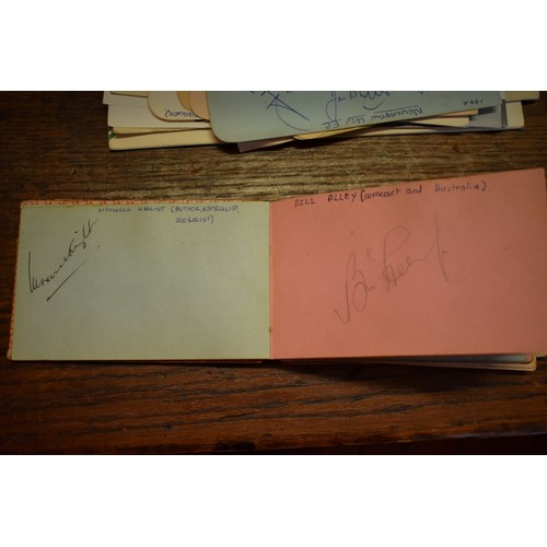 138 - SPORT, AUTOGRAPHS: small format autograph album, mid-20thc, contents full with various autograp... 