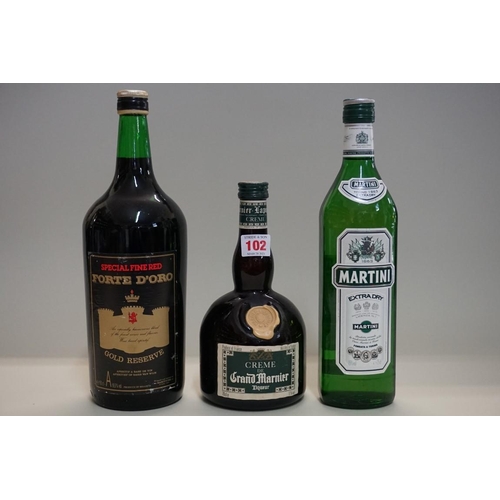 102 - A 70cl bottle of Grand Marnier liqueur; together with a 75cl bottle of Martini extra dry; and a 1 li... 