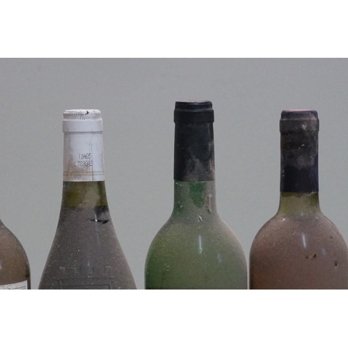 142 - Seven various bottles of white wine. (7)