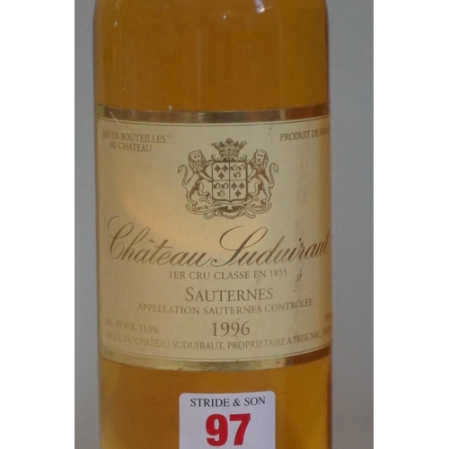 97 - A 75cl bottle of Chateau Suduiraut, 1996, Sauternes, in pine box.