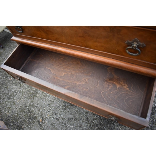 1059 - A reproduction walnut chest on chest, 78cm wide x 46.5cm deep x 157cm high.Collection of this lot is... 