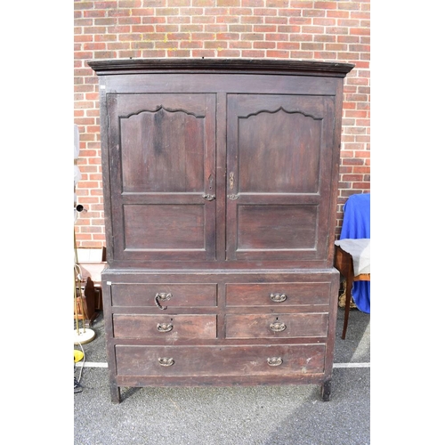 1069 - An 18th century linen press, 138cm wide x 53cm deep x 196cm high.Collection of this lot is strictly ... 