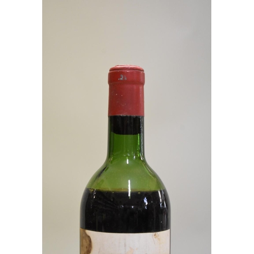 572 - A 75cl bottle of Chateau Ausone, 1er Grand Cru 1966, St Emilion. (1)