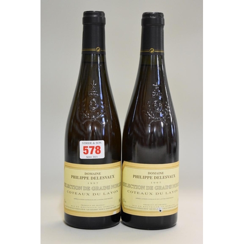 578 - Two 50cl bottles of Coteaux de Layon Selection Grains Nobles, 1997, Philippe Deslevaux. (2)... 