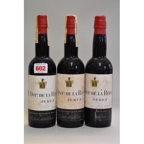 602 - Three half bottles of Oloroso Viejisimo Sherry, Antonio de la Riva, 1940s bottling. (3)... 