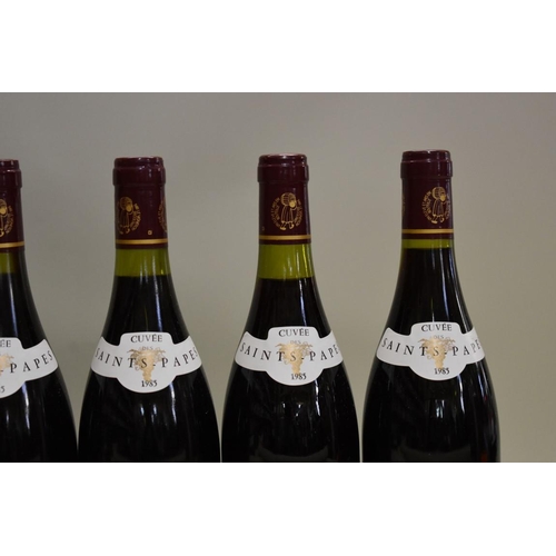 618 - Six 75cl bottles of Vacqueyras Cuvee St Papes, 1985, Chateau Montmirail. (6)