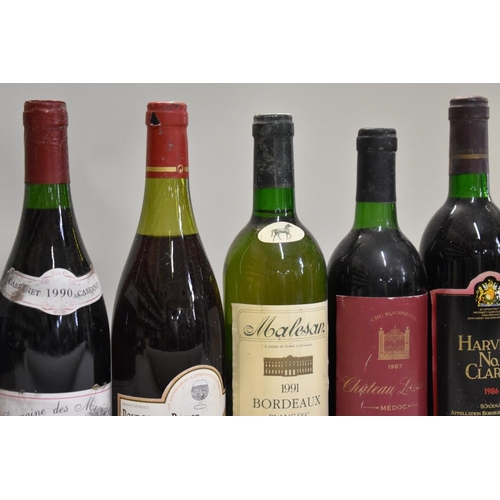 628 - Nine various bottles of French wine, to include: a 75cl bottle of Chateau Saint-Andre Chateauneuf du... 