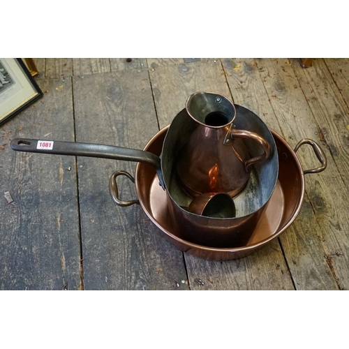 1081 - Four antique copper items, to include: a large saucepan inscribed 'Searcy' and stamped 'Temple &... 