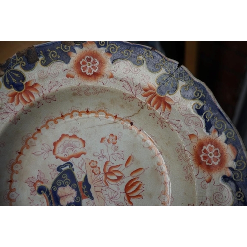 1104 - A mixed group of 19th century and later pottery and porcelain, to include: a small pair of Meissen f... 