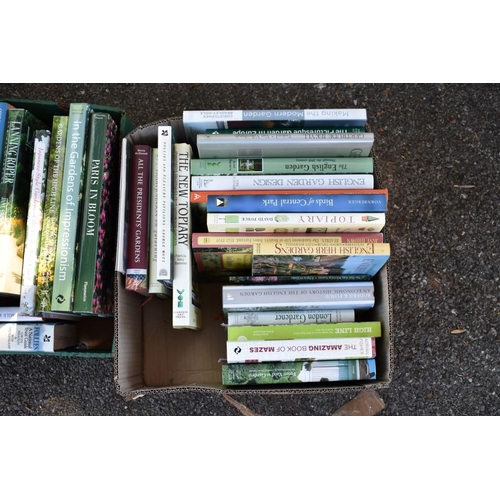 1095 - Two boxes of gardening books. Collection of this lot is strictly by appointment on Saturday 26th Jun... 