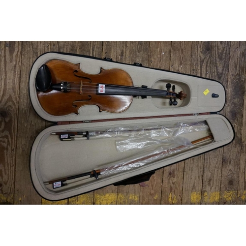 1718 - An old violin, labelled 'J.H.Z. No 4008', with 14in two piece back, with two bows and padded case.&n... 