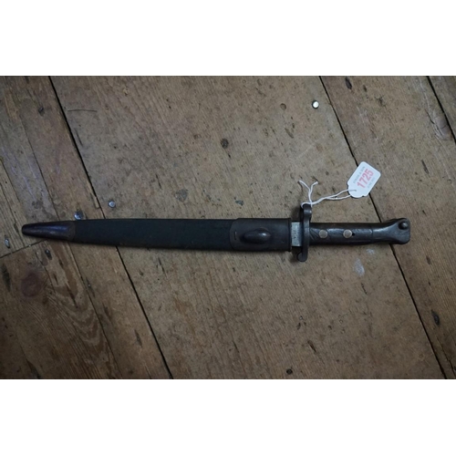 1725 - A Victorian British Army 1888 MkII Lee Metford bayonet and scabbard, the 30cm blade stamped 'VR WD' ... 