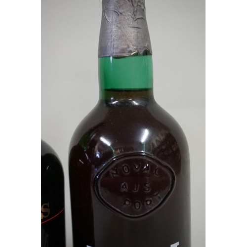 518 - Three bottles of port, comprising: a 75cl Noval LB; a 70cl Cockburn's Special Reserve; and a 70cl Sa... 